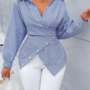 Blusa Feminina Listrada Transpassada – Estilo e Modernidade